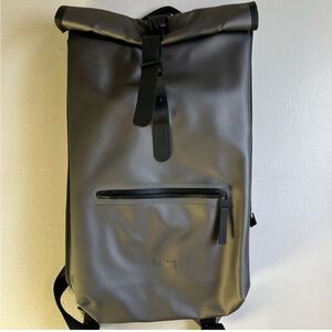 NWT Rains Rolltop Waterproof Backpack in Gray